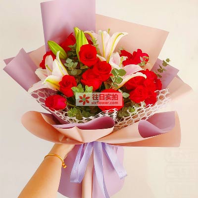 廊坊18朵红玫瑰百合，真情相守一生